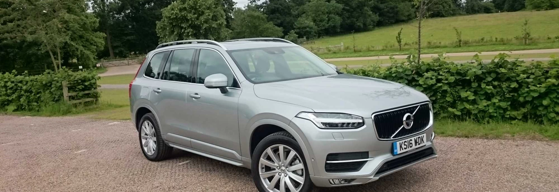 Volvo XC90 D5 AWD Power Pulse Momentum SUV review 